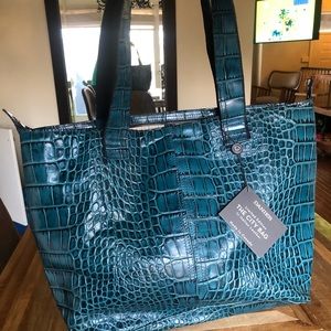 Danier Italian Leather "The City Bag" in dark teal, limited edition, new w/tags!